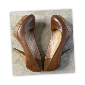 Women's Unlisted (Kenneth Cole) Heels,7Med